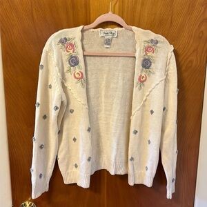 Vintage‎ Private Party - Floral Embroidered Cardigan with pearl buttons